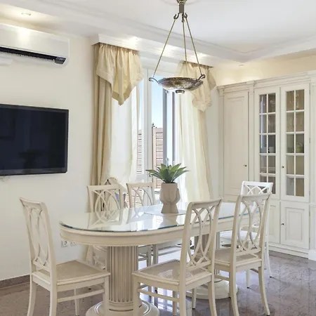 Regarda - Basiliko White Lejlighed