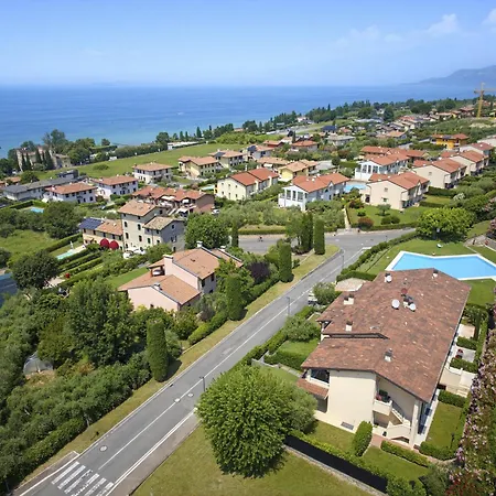 Regarda - Basiliko White Lazise
